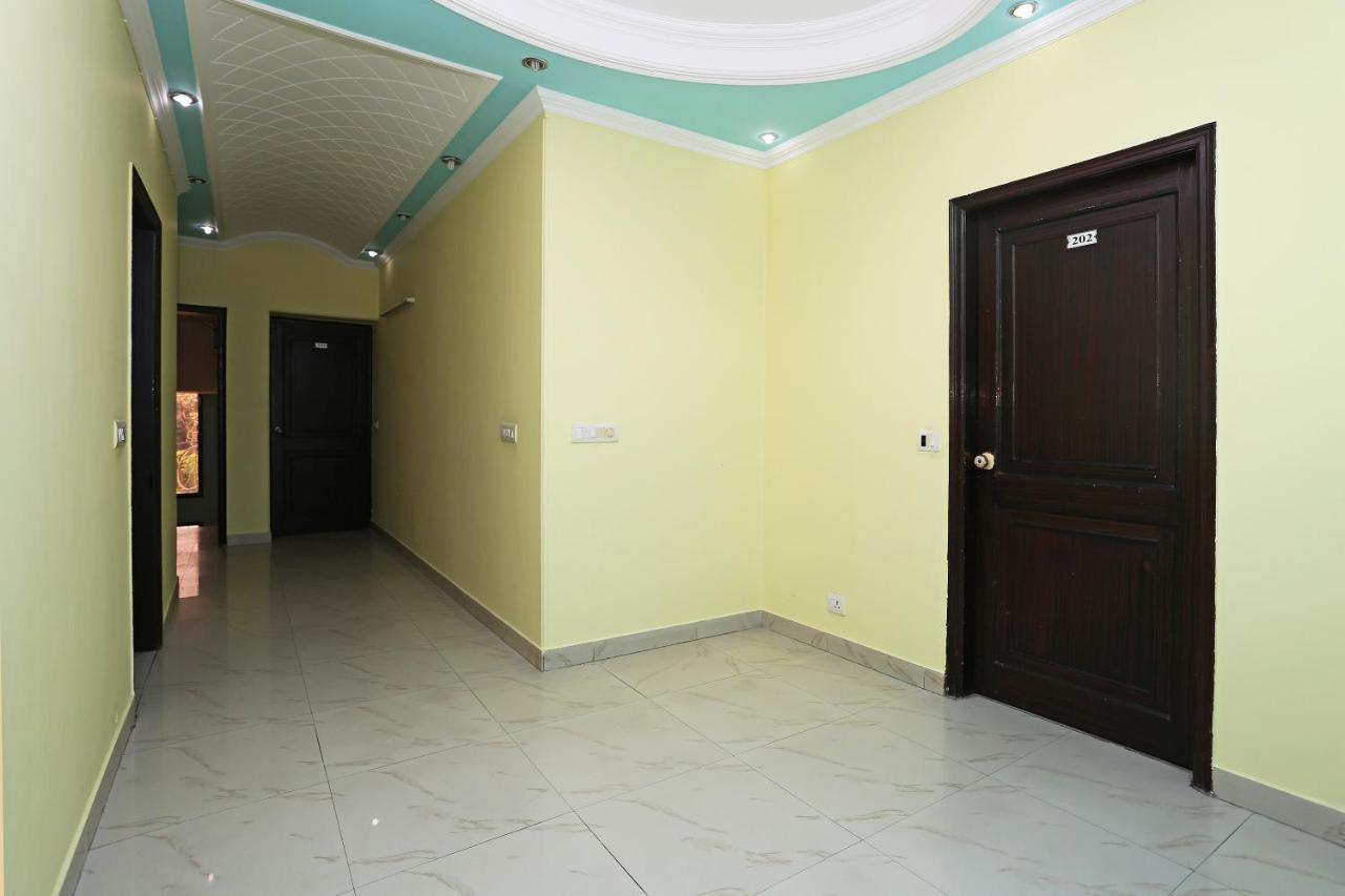 Oyo Near Mg Road Near Aravali Biodiversity Park Gurgaon Exterior photo
